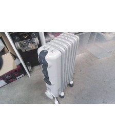 CHAUFFAGE BAIN D’HUILE 1500W / DELONGHI