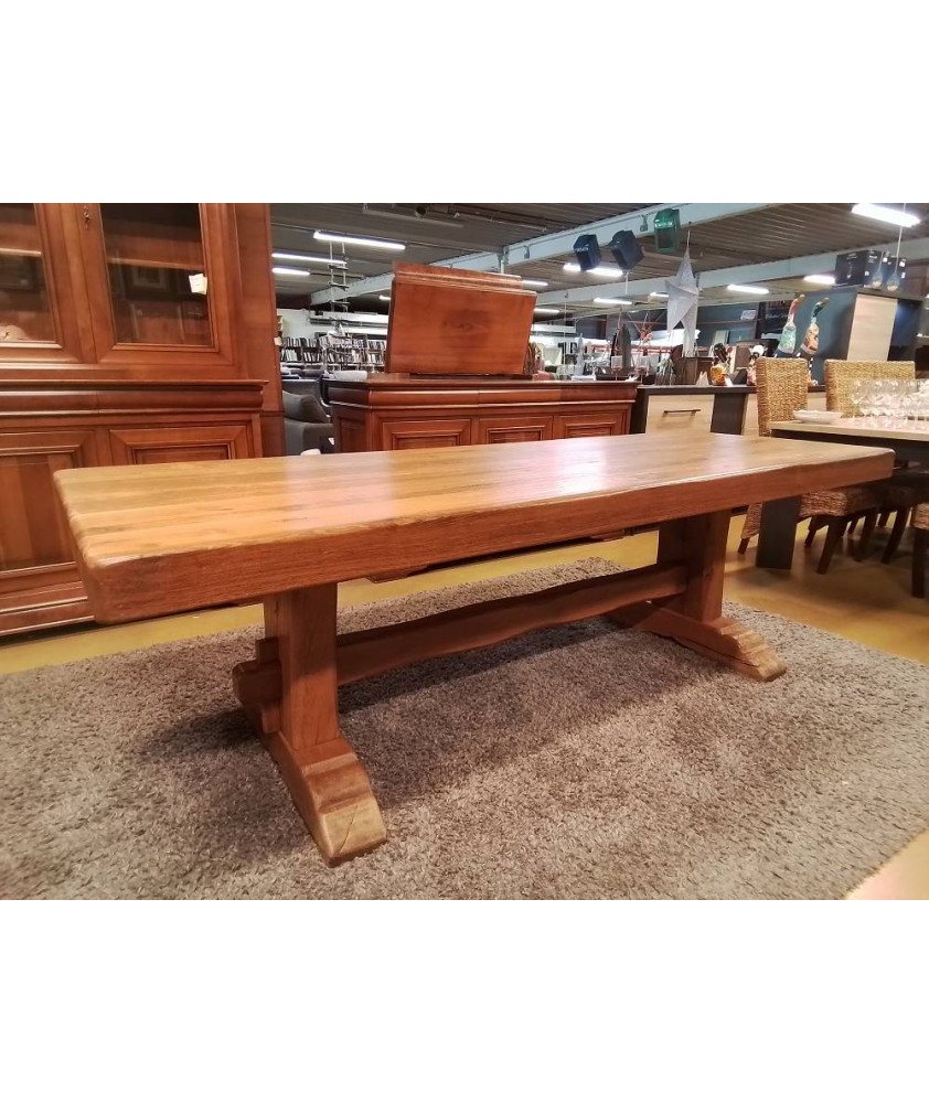TABLE CHENE