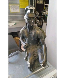DECO STATUETTE CENTURION ROMAIN - SIGNE JPMD - EN L’ETAT 