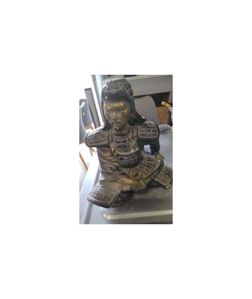 DECO STATUETTE SAMOURAI PLATRE - EN L’ETAT