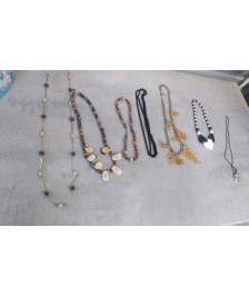 COLLIER 