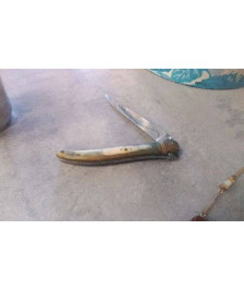 COUTEAU 