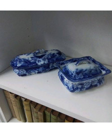 PAIRE DE BOITES EN FAIENCE