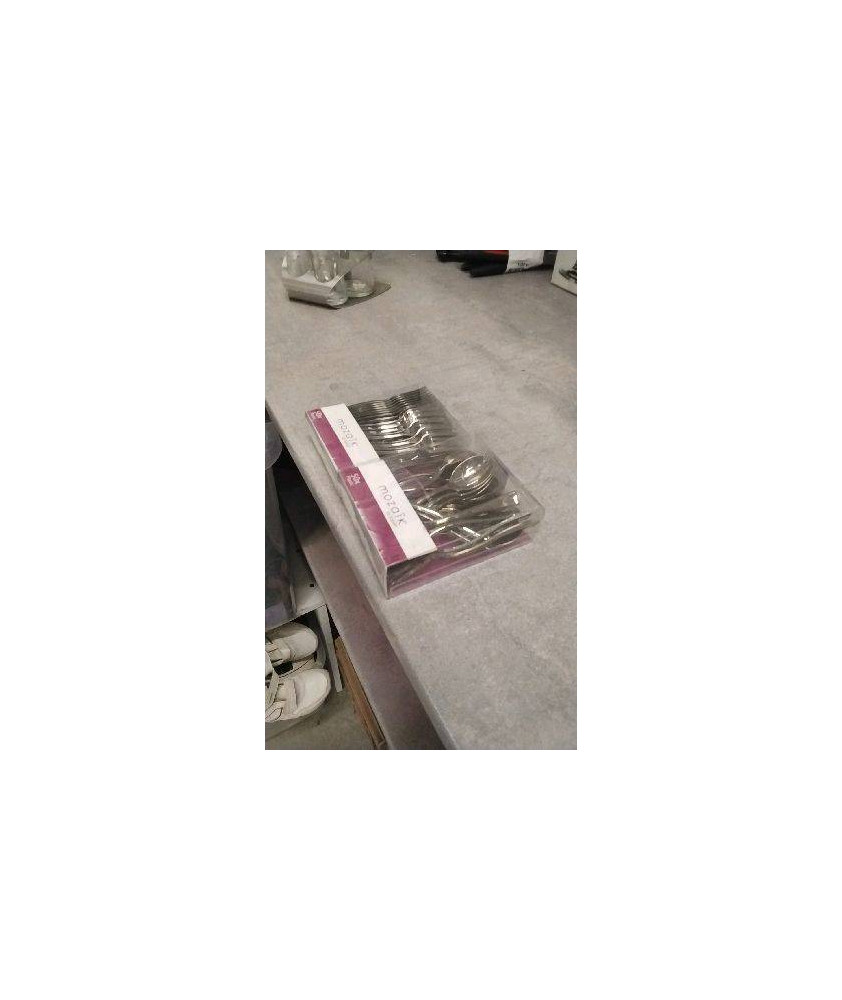 COUVERTS PLASTIQUES POUR  VERRINES 