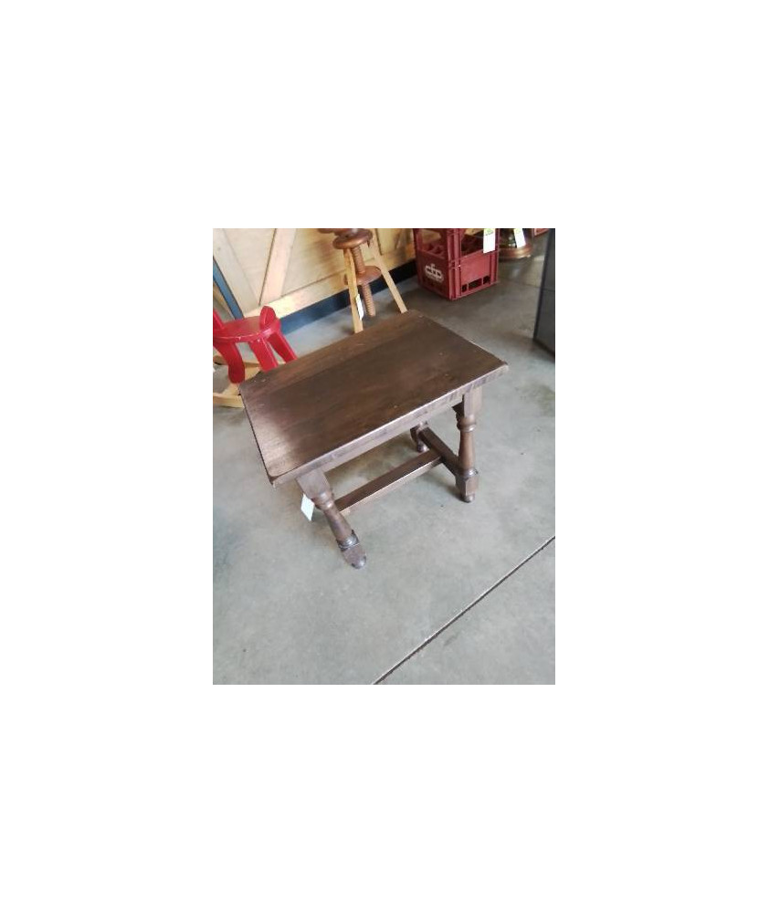 TABLE BASSE RECTANGULAIRE A ENTRETOISE PIEDS BALUSTRE 