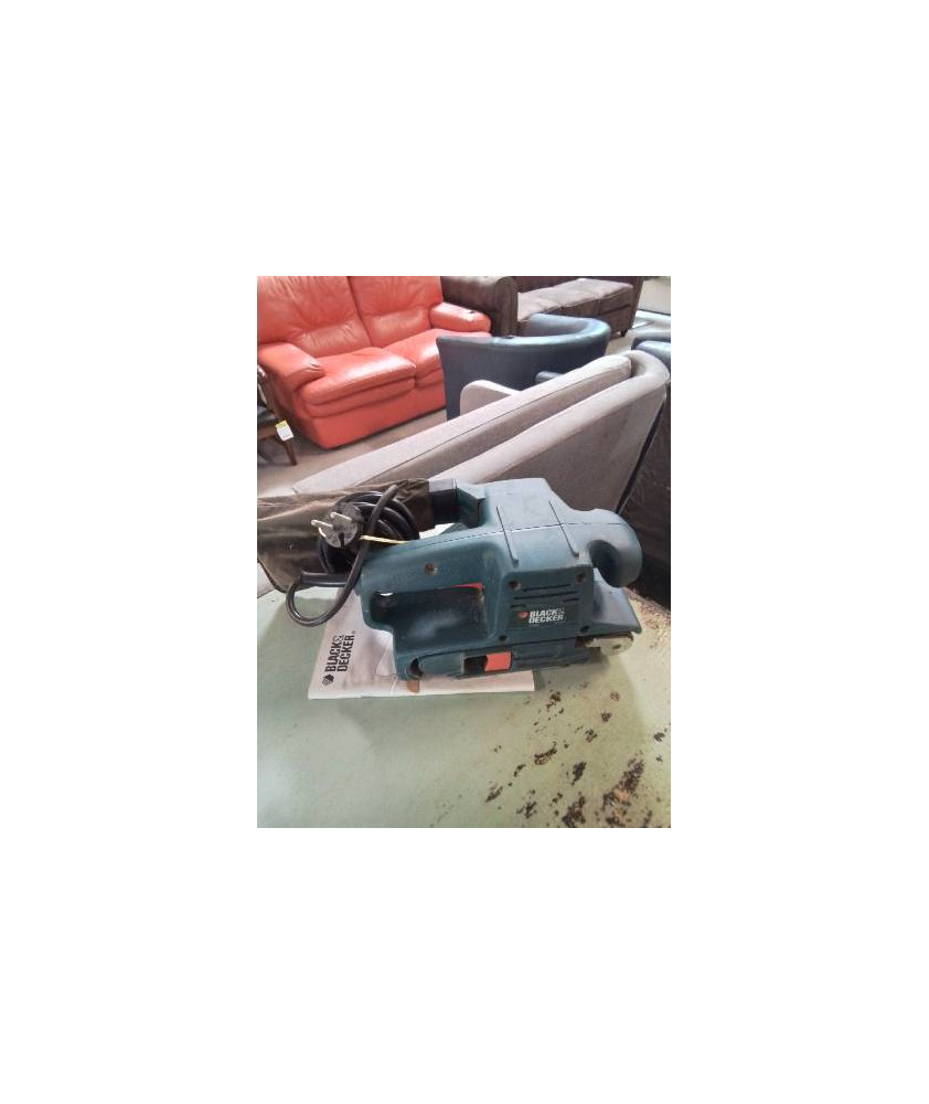 PONCEUSE ÉLECTRIQUE BLACK ET DECKER KA85