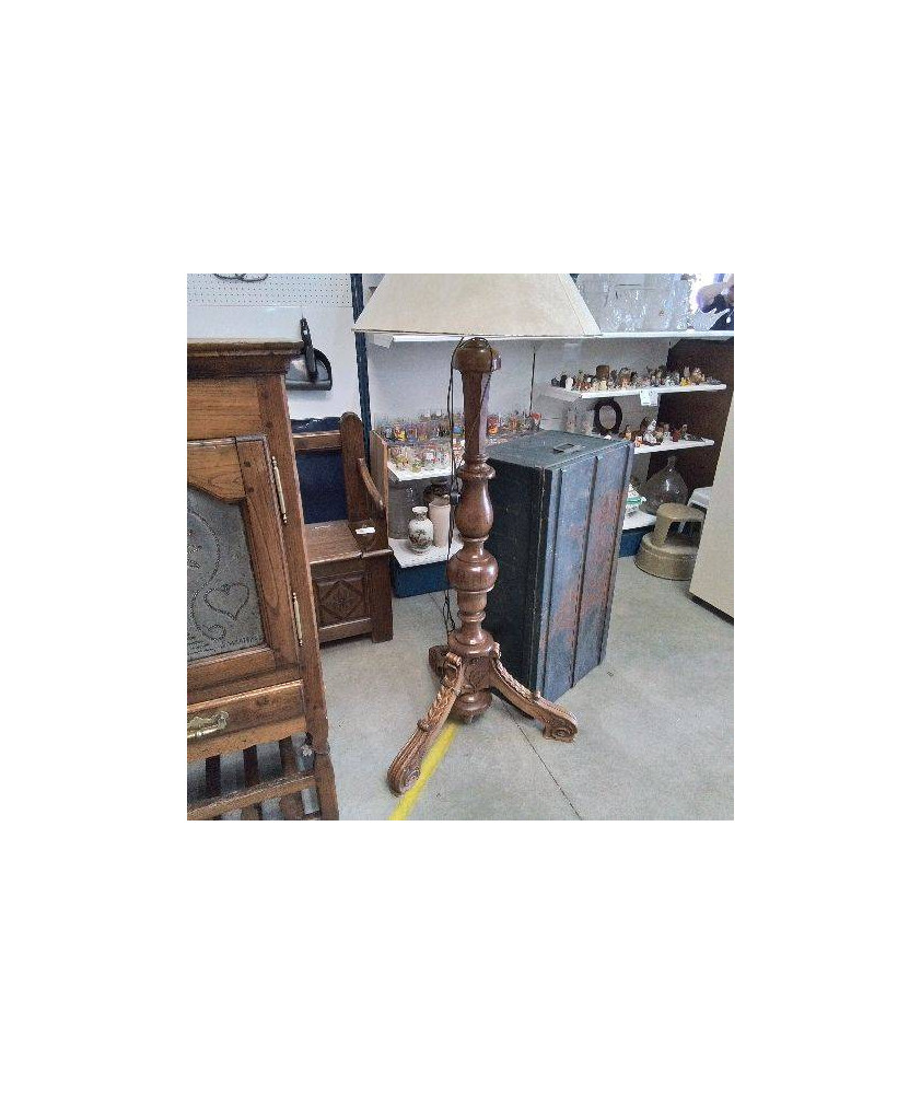 PPIED DE LUTRIN LAMPADAIRE