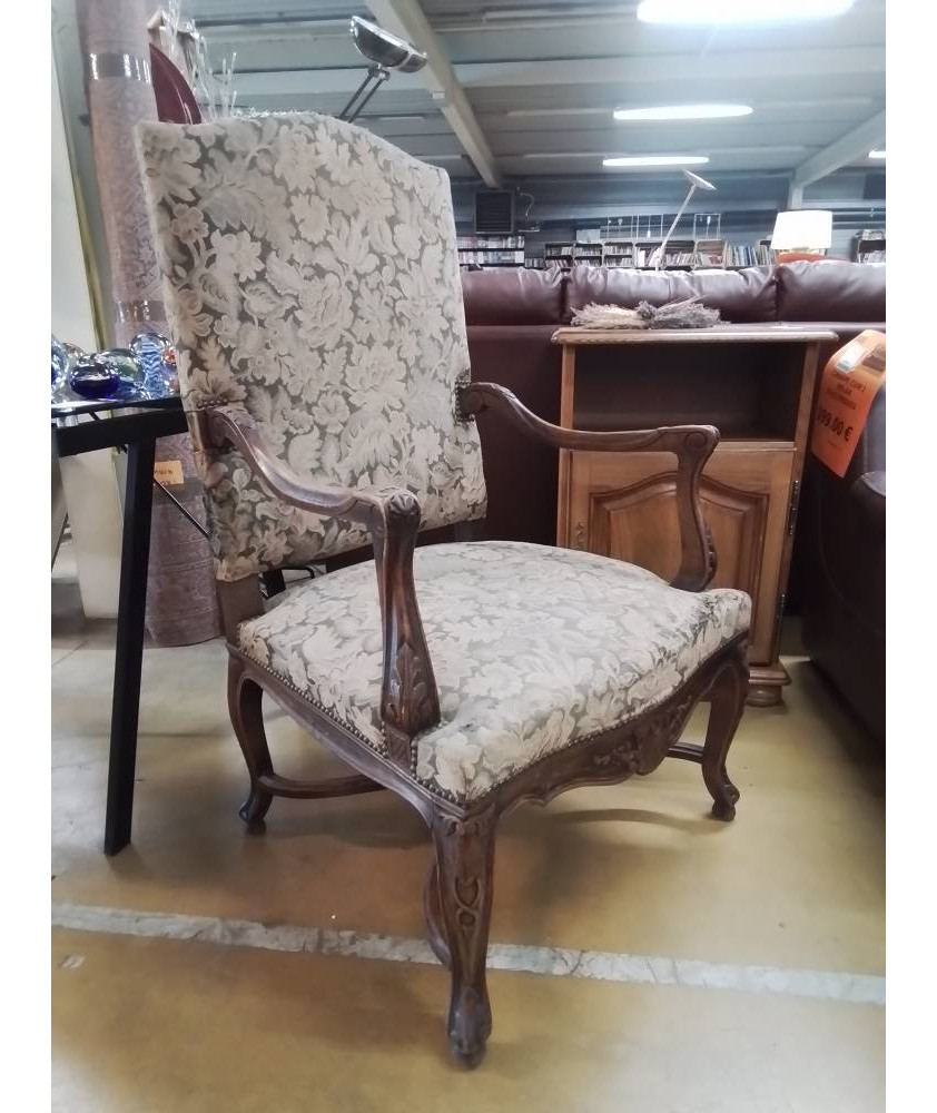 FAUTEUIL A RESTAURER 