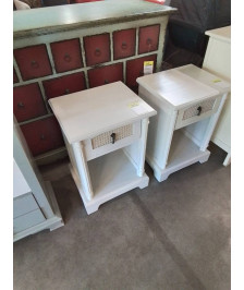 CHEVET A DEMI COLONNES BOIS ECRU 1 TIROIR CANNÉ 1 NICHE