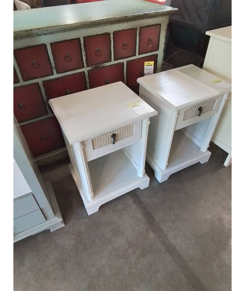 CHEVET A DEMI COLONNES BOIS ECRU 1 TIROIR CANNÉ 1 NICHE