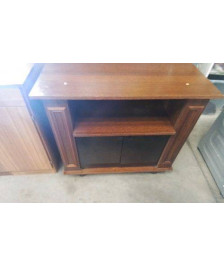 MEUBLE TELE A ROULETTES