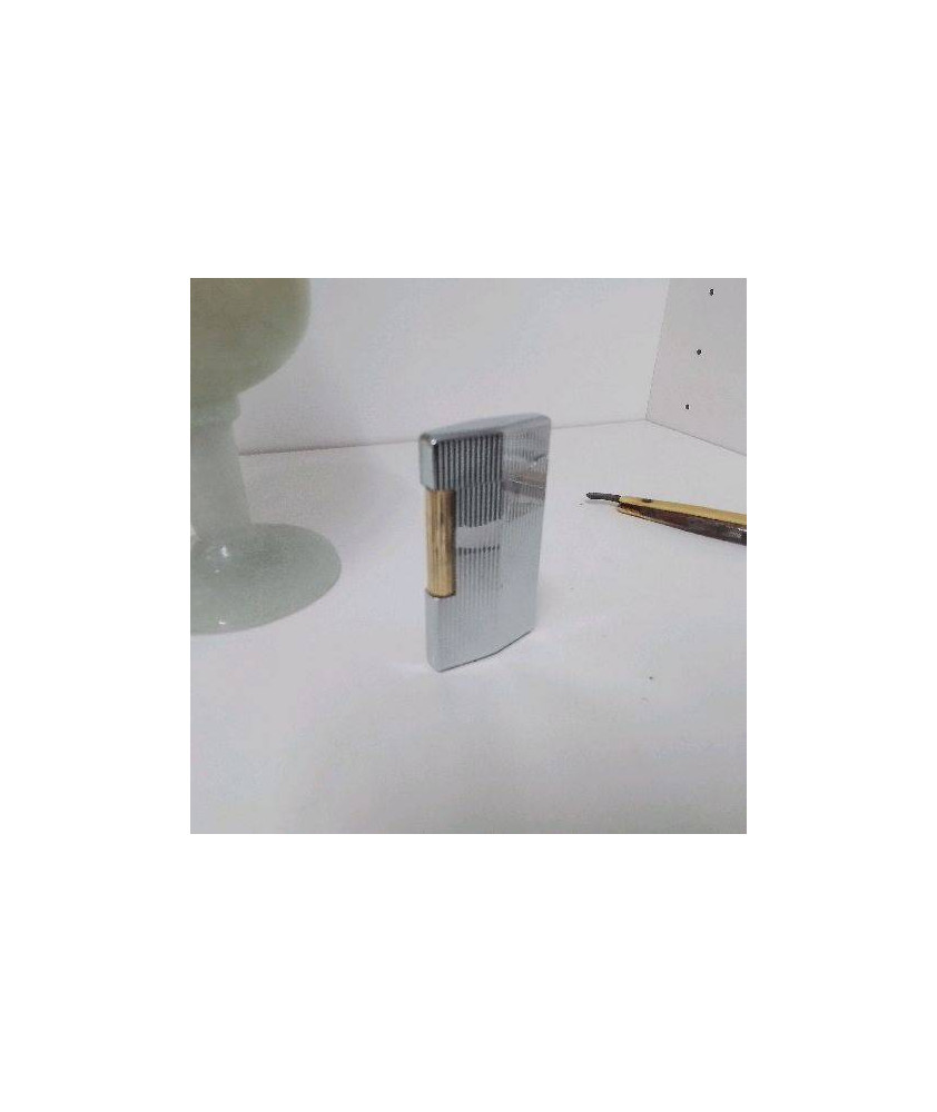 BRIQUET