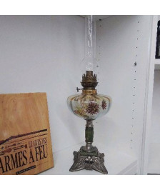 LAMPE A PETROLE DECOR FLEURS