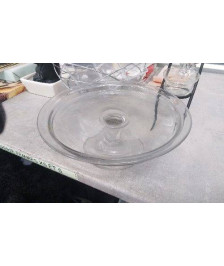 PLAT SUR PIED EN VERRE 