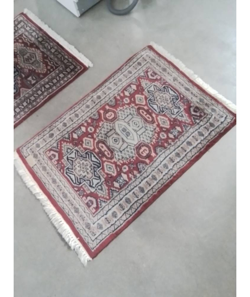 TAPIS LAINE FAIT MAIN ROUGE BLEU ECRU 90X60CM