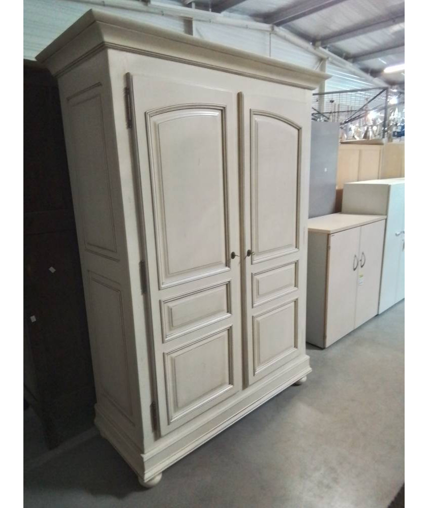 ARMOIRE LINGERE PENDERIE BOIS BLANC MOULURÉ 2 PORTES ARMOIRE LINGERE PENDERIE BOIS BLANC MOULURÉ 2 PORTES
