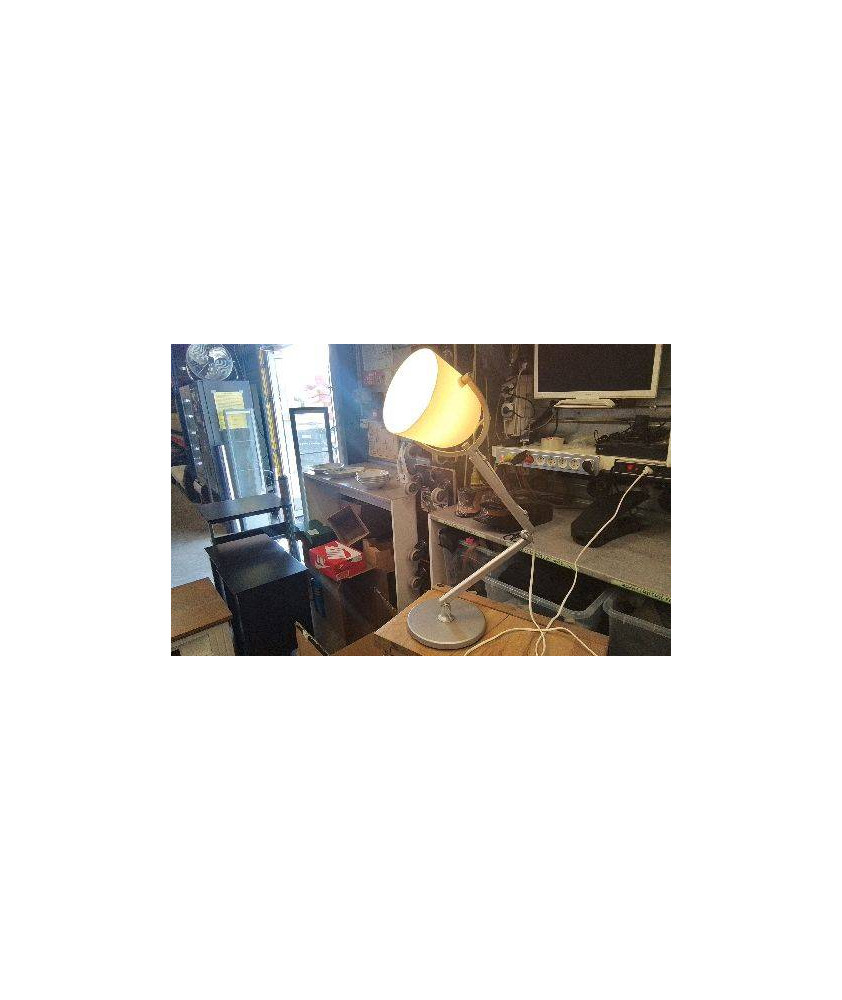 LAMPE A POSER IKEA SVIRVEL