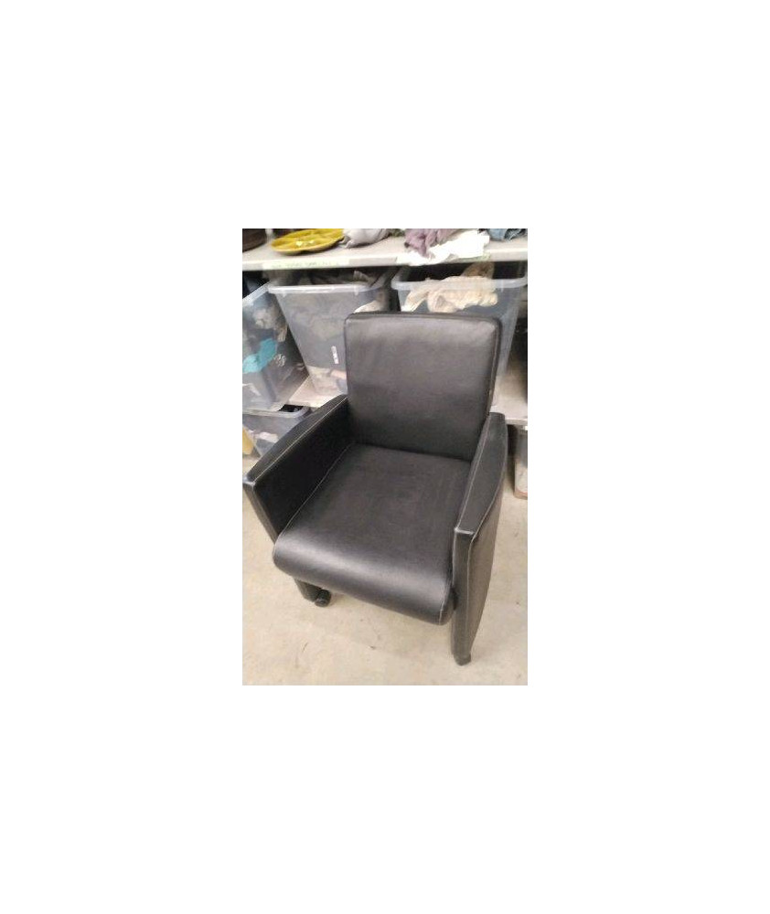 FAUTEUIL SIMILI CUIR A ROULETTES 