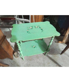 TABLE D’APPOINT RELOOKÉ 
