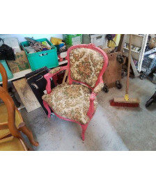 FAUTEUIL STYLE LOUIS XV RELOUKER ROSE 