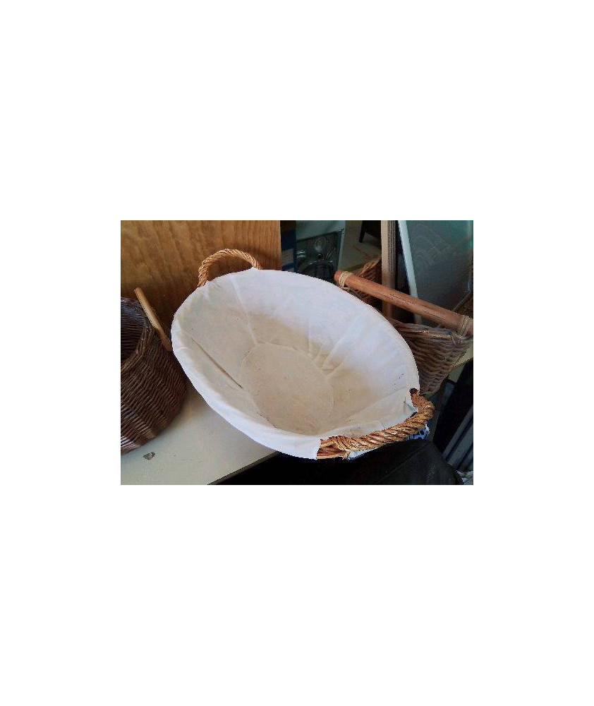 PANIER EN ROTIN 