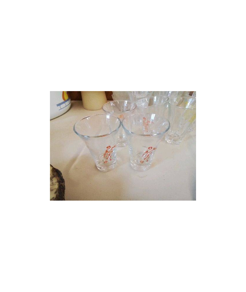 VERRE A LIQUEUR
