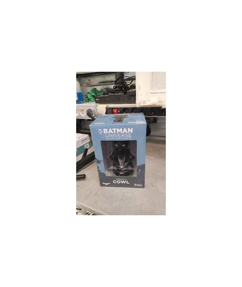 BUSTE BATMAN REBIRTH COWL - EAGLEMOSS