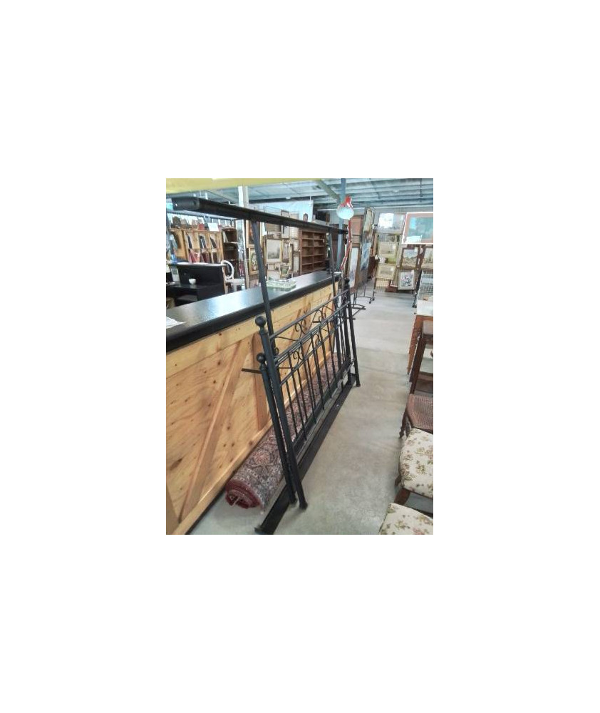 LIT MÉTAL NOIR A BARREAUX 140X190CM