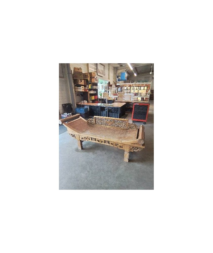 BANQUETTE BALINAISE BOIS EXOTIQUE SCULPTÉ 