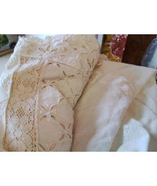 PAIRE DE REIDEAU EN COTON ET DENTELLE