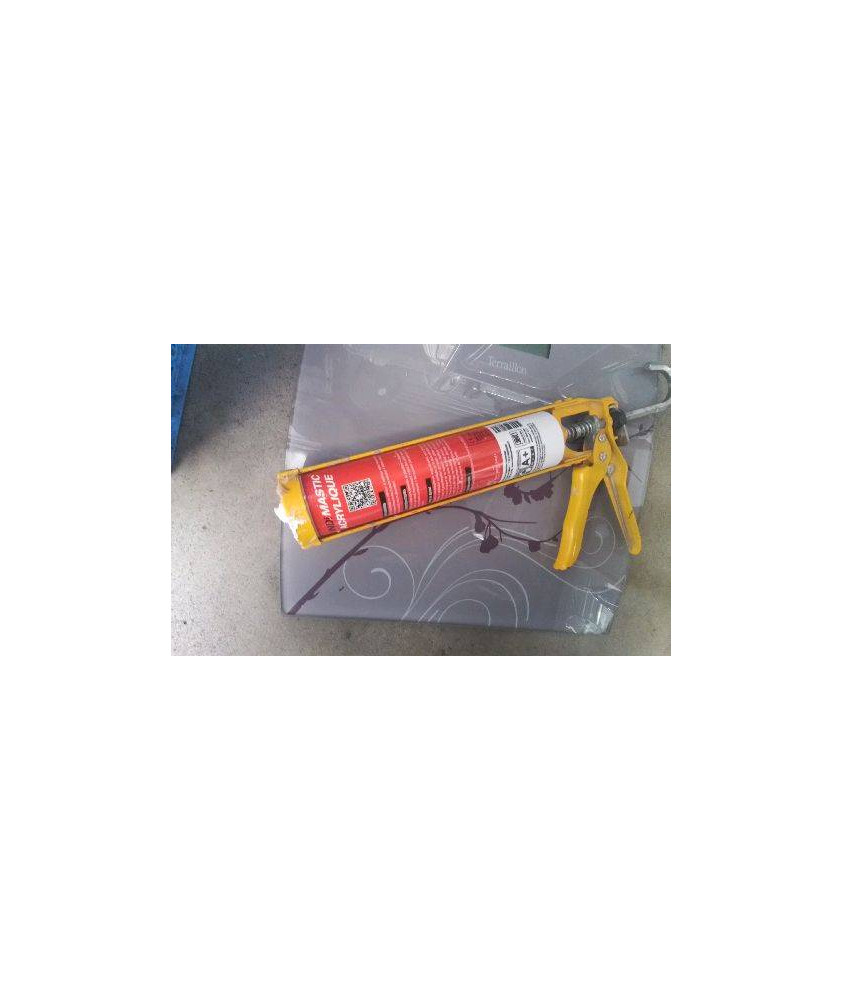 PISTOLET A MASTIC 