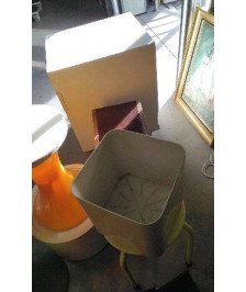 CACHE POT