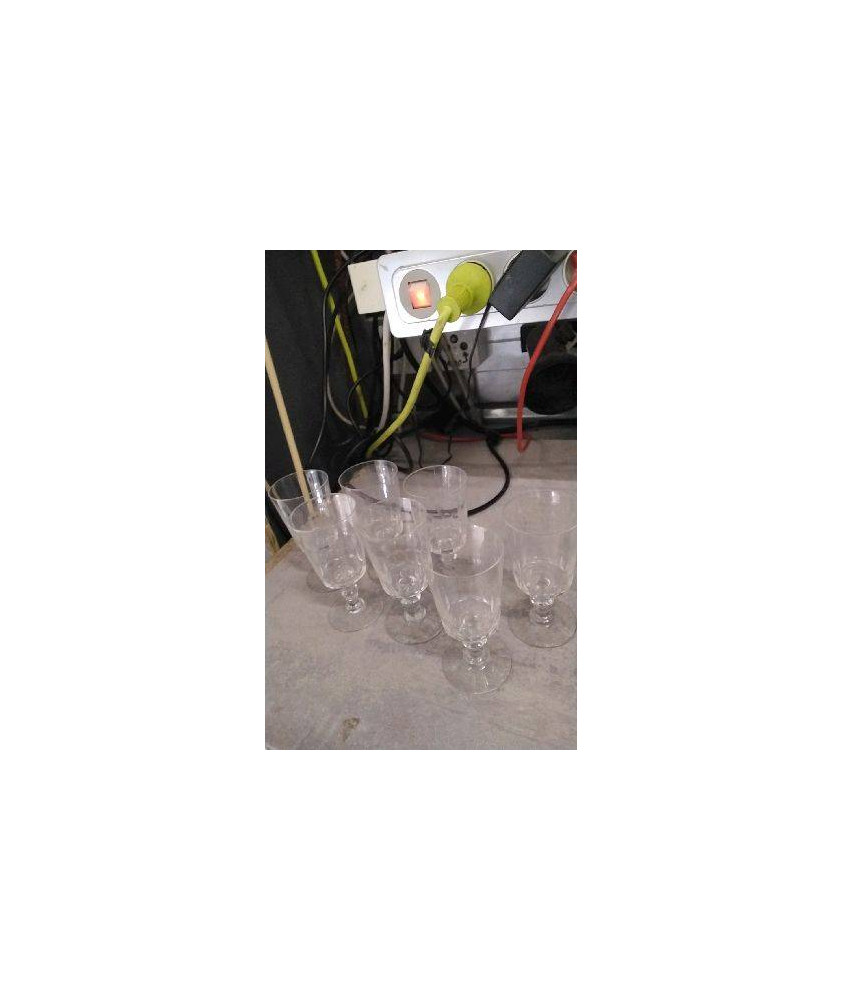 VERRE À PIED LE LOT
