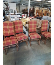 4 CHAISES STYLE LOUIS XIV BOIS ASSISE ET DOSSIER CAPITONNÉ TISSU ROUGE ET JAUNE