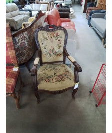 FAUTEUIL ACAJOU ASSISE ET DOSSIER CAPITONNÉ TISSU A FLEURS NAPOLÉON III 
