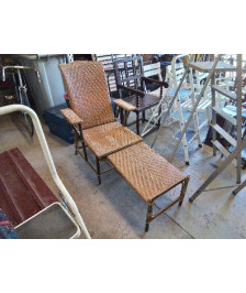 FAUTEUIL LONG EN ROTIN À RESTAURER 