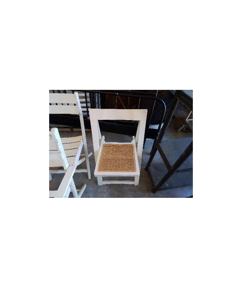 CHAISE PLIANTE CANNÉE 