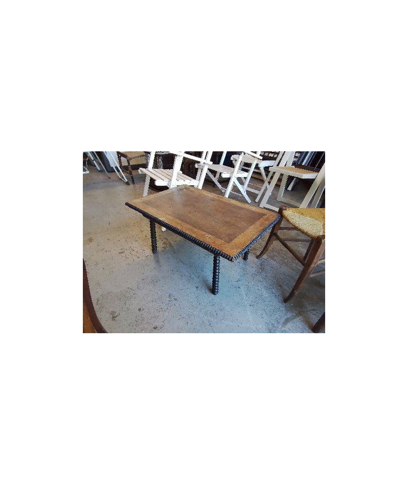 TABLE BASSE A RESTAURER 
