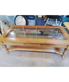 TABLE BASSE DESSUS VERRE 