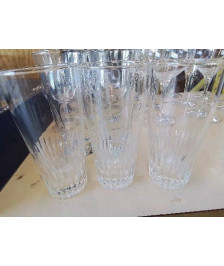 LOT DE 3 VERRES A JUS