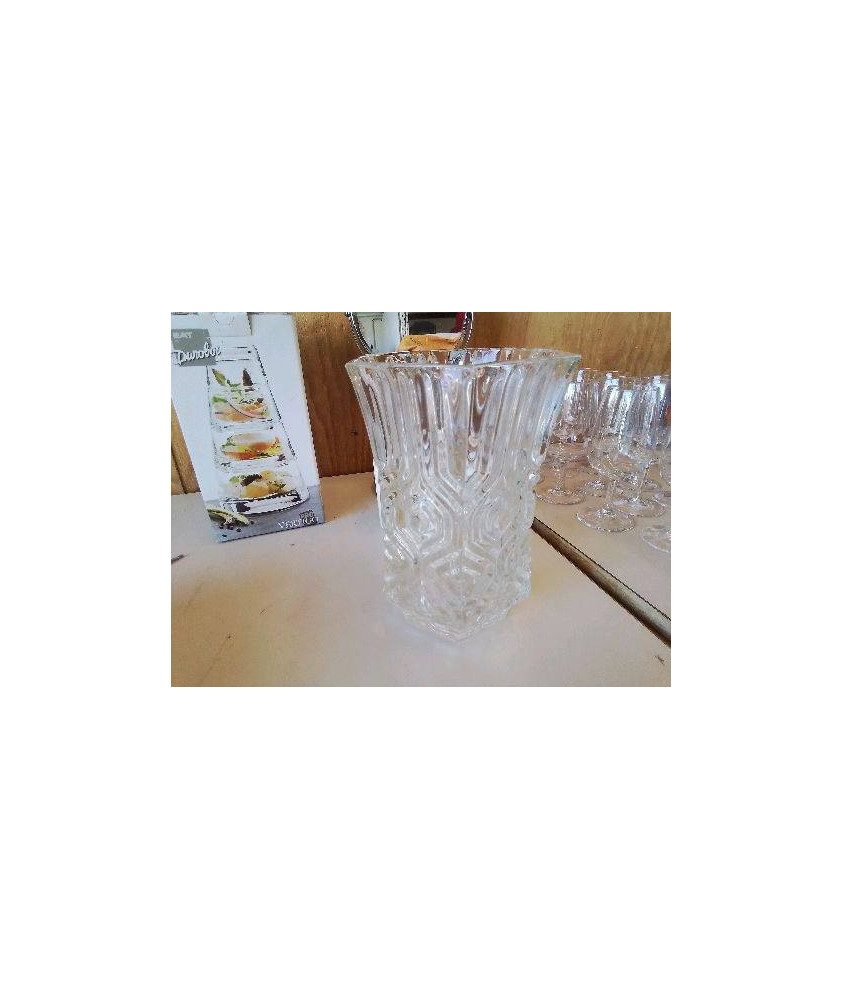 VASE EN CRISTAL 