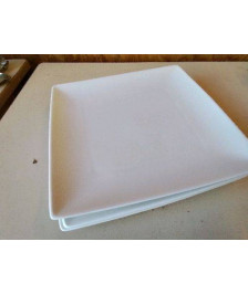 LOT DE4 ASSIETTES CARRÉES 