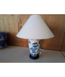 LAMPE EN PORCELAINE DECORS ASIATIQUE 