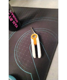 COUPE FLEURS FISKARS