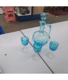 CARAFE BLEUE ET 3 VERRES