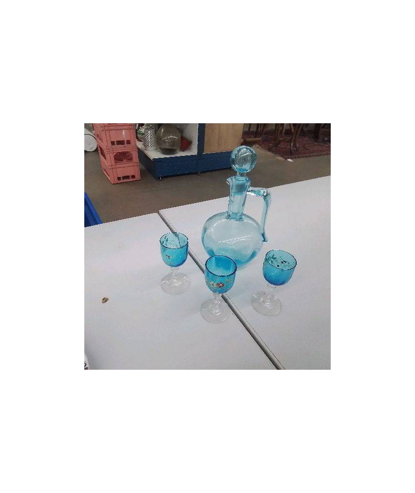 CARAFE BLEUE ET 3 VERRES