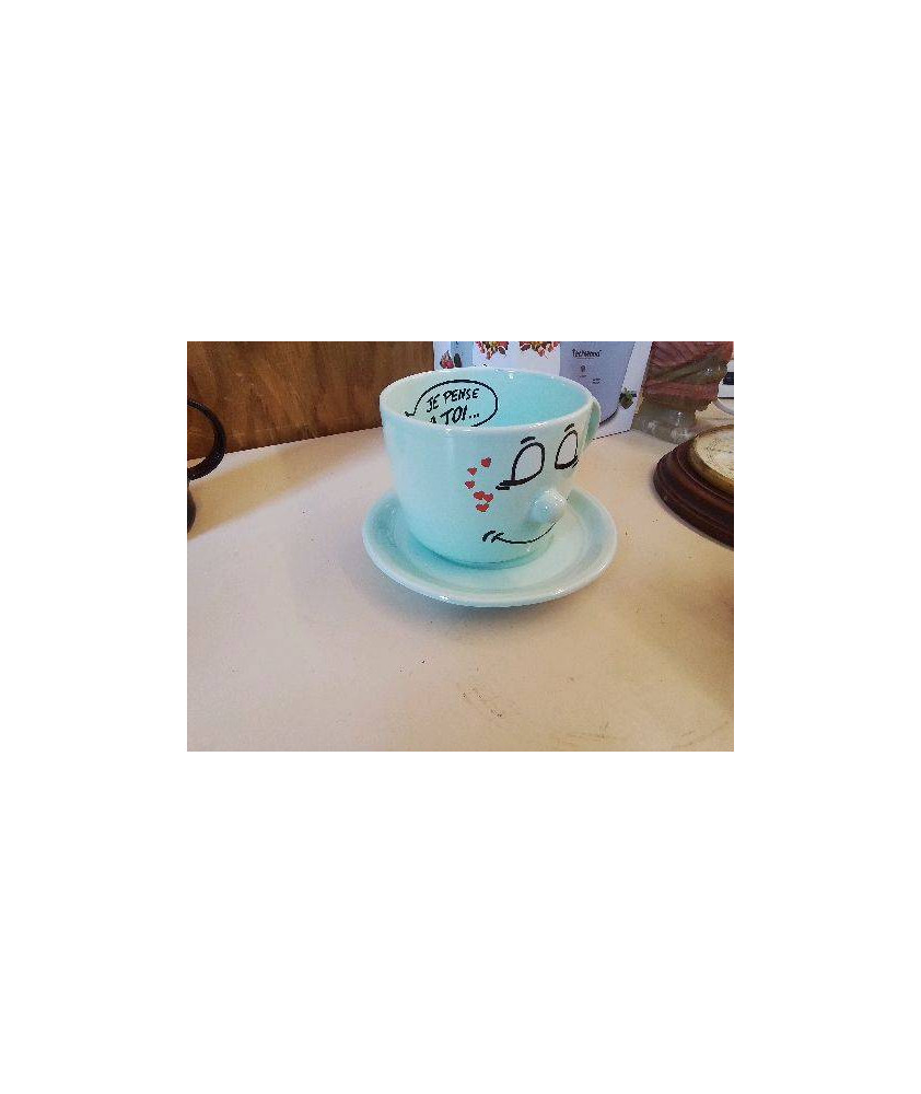 TASSE ET SOUCOUPE 