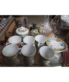 TASSE AVEC SOUCOUPE 