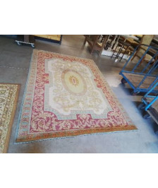 TAPIS LAINE ROUGE VERT OCRE AU MÉDAILLON 167X237