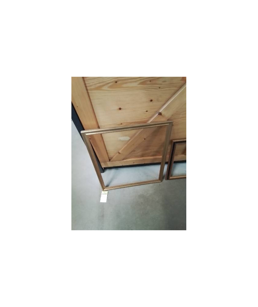 ENCADREMENT BOIS DORÉ 60X56CM
